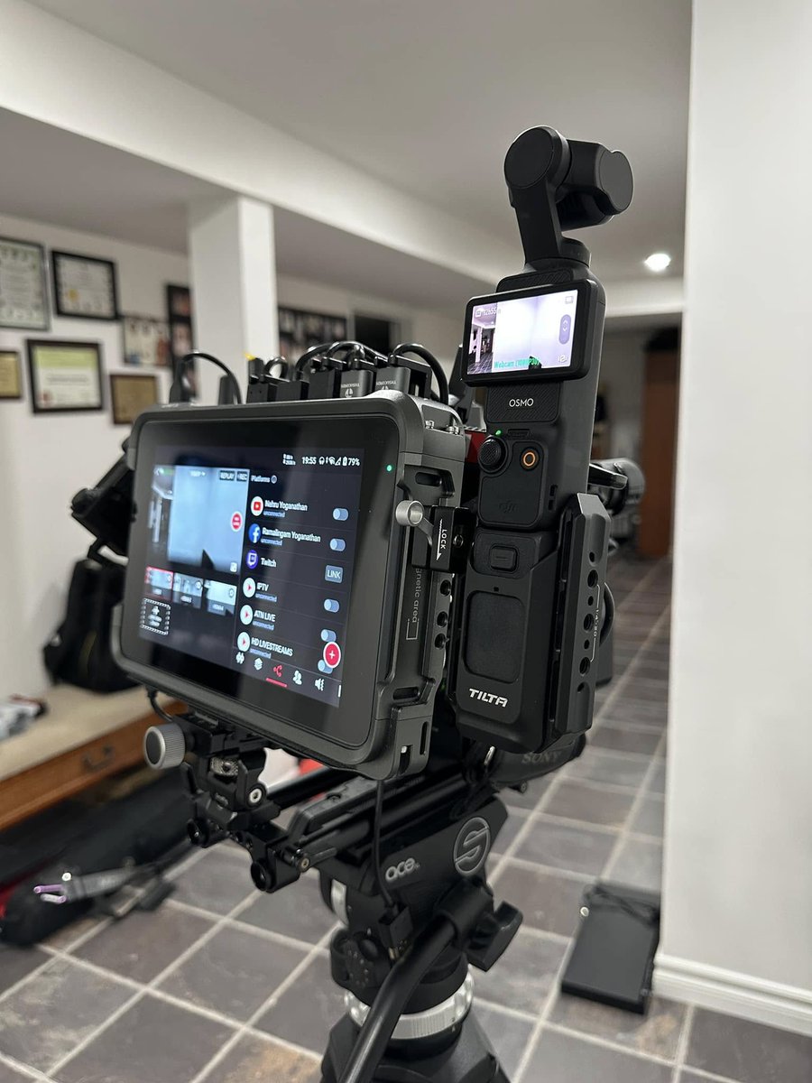 YoloLivTech's tweet photo. 🚀 Yoganathan’s new mobile setup fully mobile wireless system with OBSBOT Tail Air and DJI pocket 3

📸 Credit: Yoganathan Ramalingam
#yololiv #yolobox #yoloboxultra #livestreaming #livelikeapro #streaming #broadcast #bts #djpocket3 #obsbottailair #wireless https://t.co/tMk9NXel5d