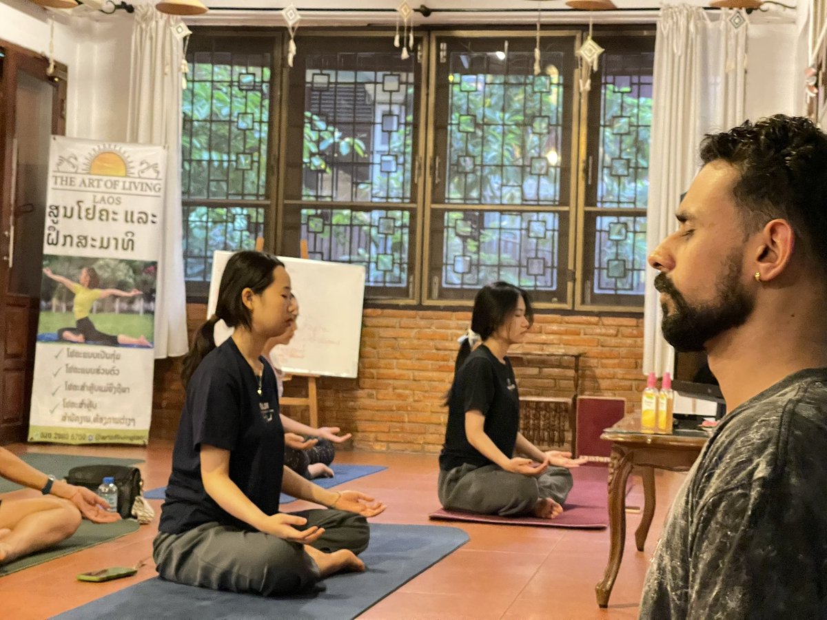 Happiness Program in Vientiane , Laos 🇱🇦! This program is a perfect combination of meditation and pure bliss.  #artofliving #Laos  #vientiane #meditation