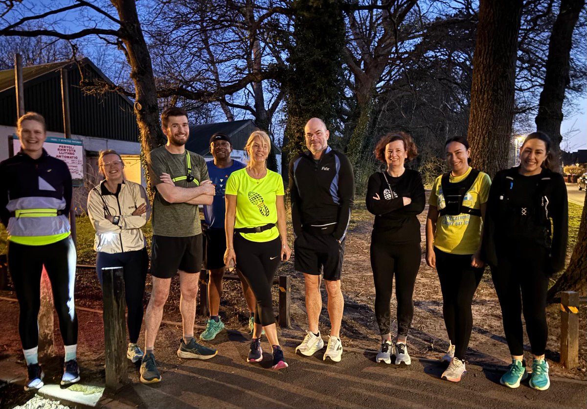 heath_run's tweet photo. "Rise and shine! 🌅 The early bird gets the miles! 🏃♂️🏃♀️ Our early bird run made it to the magic number of 10 runners ready to take on the day. There's nothing like starting your morning with good company and great energy. Who’s in for next week? 🙌 #EarlyBirdRun #RunClubVibes https://t.co/oqJ1GghwTj