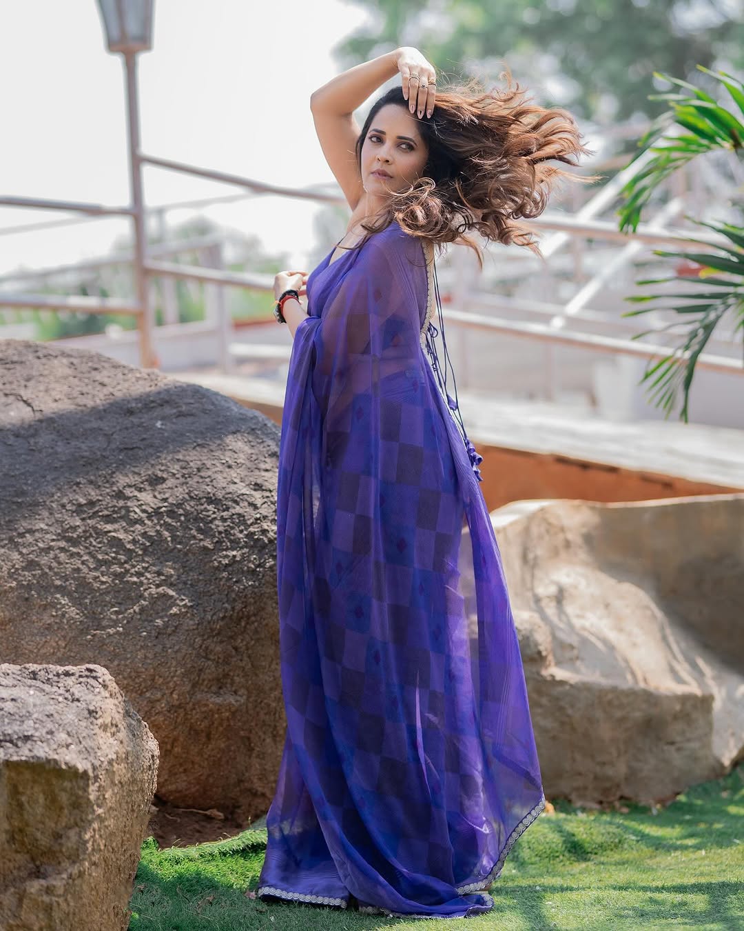 GnmIEVabkAAnxeg?format=jpg&name=large