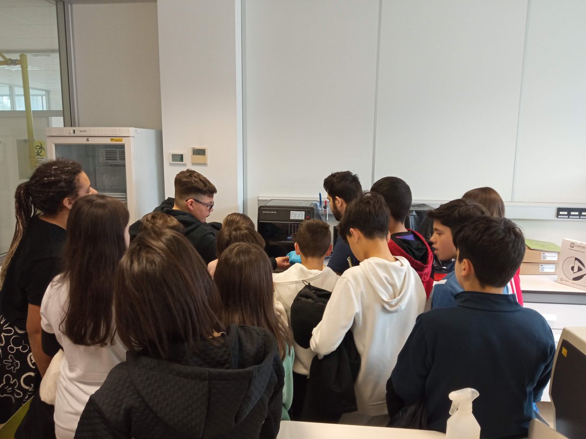 CINN (@nanocinn) on Twitter photo Un año más finalizamos los #Nanodays del CINN. Estas son las cifras de alumnos🧑🎓que nos han visitado: 33 de 5º de EP, 28 de 6º de EP y 56 de 4º Bachillerato. <a href="/cpelbosquin/">CP El Bosquín</a> <a href="/IESMataJove/">IES Mata Jove</a> <a href="/festnano/">10alamenos9</a> <a href="/CSICasturias/">CSIC Asturias</a> <a href="/Educastur/">Consejería de Educación</a> Un año más finalizamos los #Nanodays del CINN. Estas son las cifras de alumnos🧑🎓que nos han visitado: 33 de 5º de EP, 28 de 6º de EP y 56 de 4º Bachillerato. <a href="/cpelbosquin/">CP El Bosquín</a> <a href="/IESMataJove/">IES Mata Jove</a> <a href="/festnano/">10alamenos9</a> <a href="/CSICasturias/">CSIC Asturias</a> <a href="/Educastur/">Consejería de Educación</a>