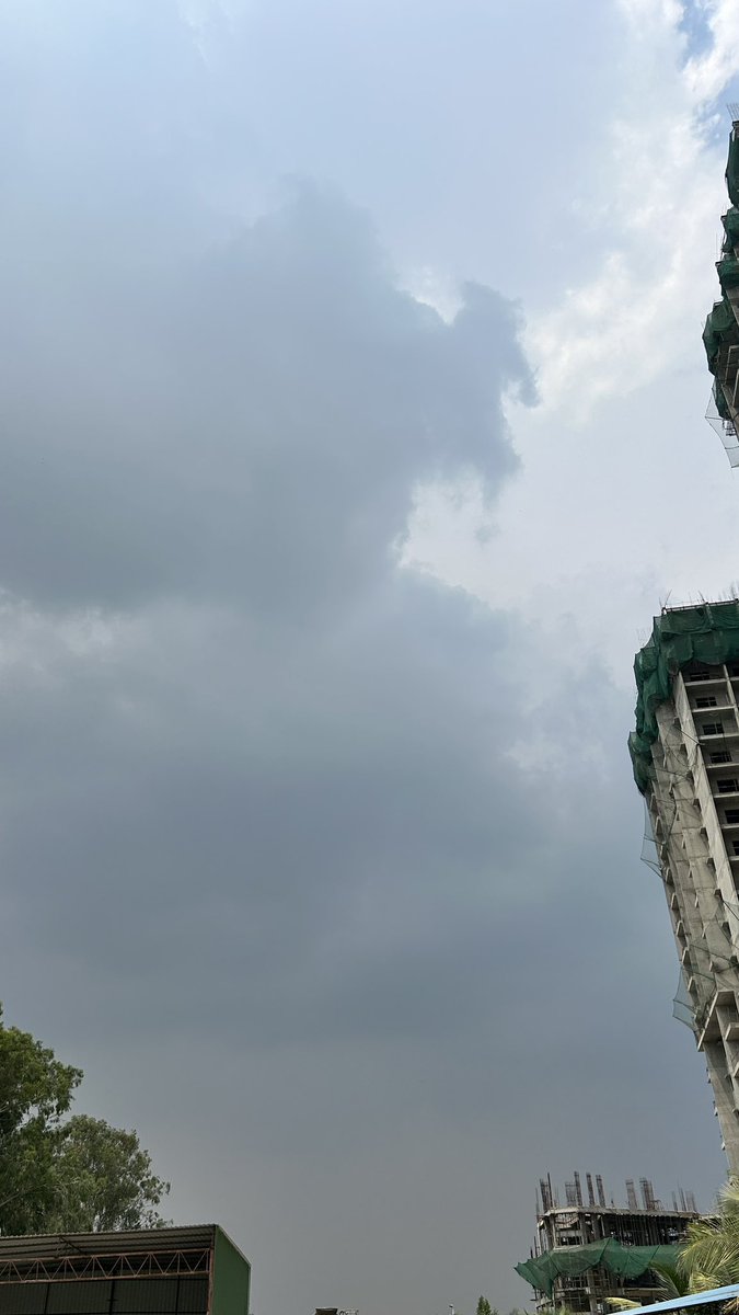 Hyderabadrains's tweet photo. #03APRIL 1:30PM⚠️
Weather Conditions Rapidly Changing ⛈️
North &West Outskirts On 🔥
As of Now #Hyderabad will remain…..will Give You An Update once Rains Nears City.
#HyderabadRains Day! https://t.co/nHnUj7YiwJ