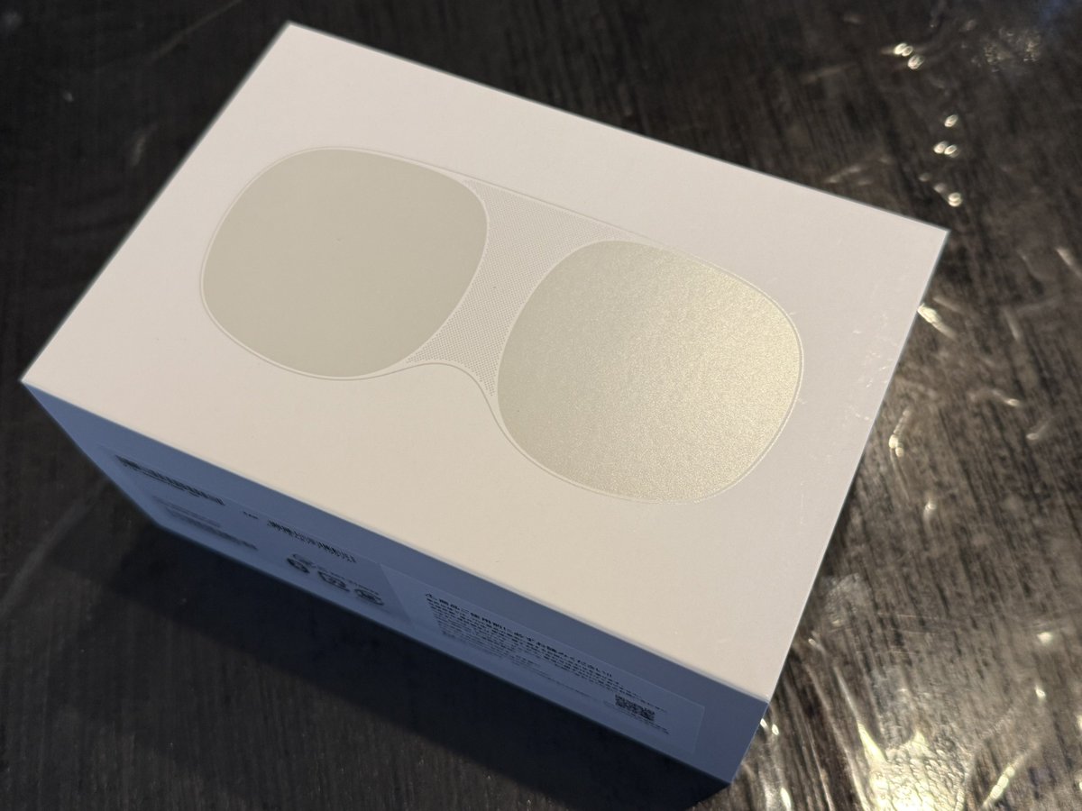 fnoji's tweet image. HTCもといHTC NIPPON製品を新品で買ったの1億年ぶりかもしれない
正規で使おうとするとゴミ過ぎるらしい #viveflow