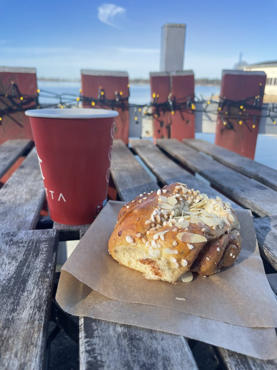 Robert Hammond tweet media