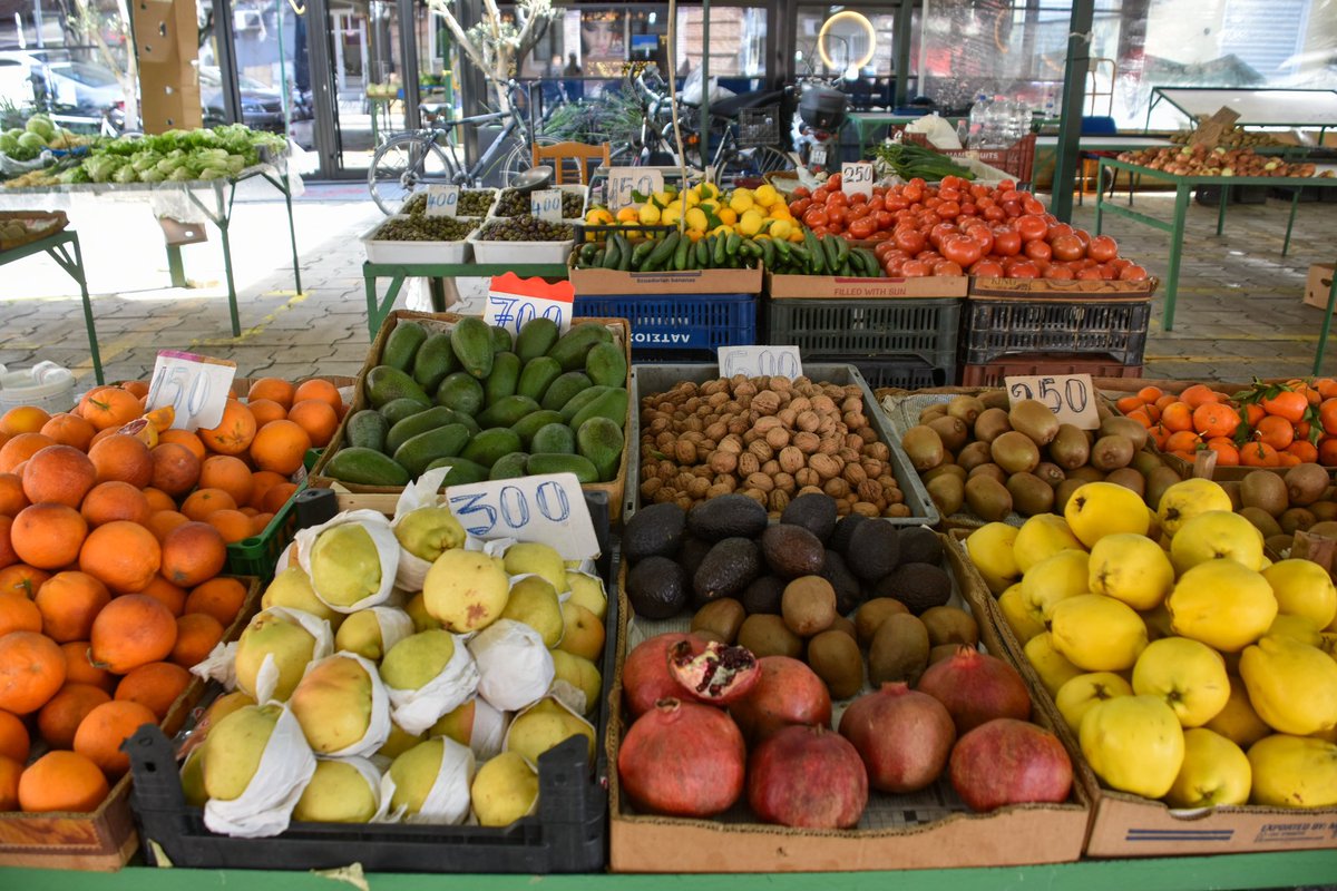 Një botë ngjyrash dhe shijesh të freskëta! 🍋🍎🍐🍏 Tregu “1 Maji” është plot me produkte natyrale që na japin energji për çdo moment 😍