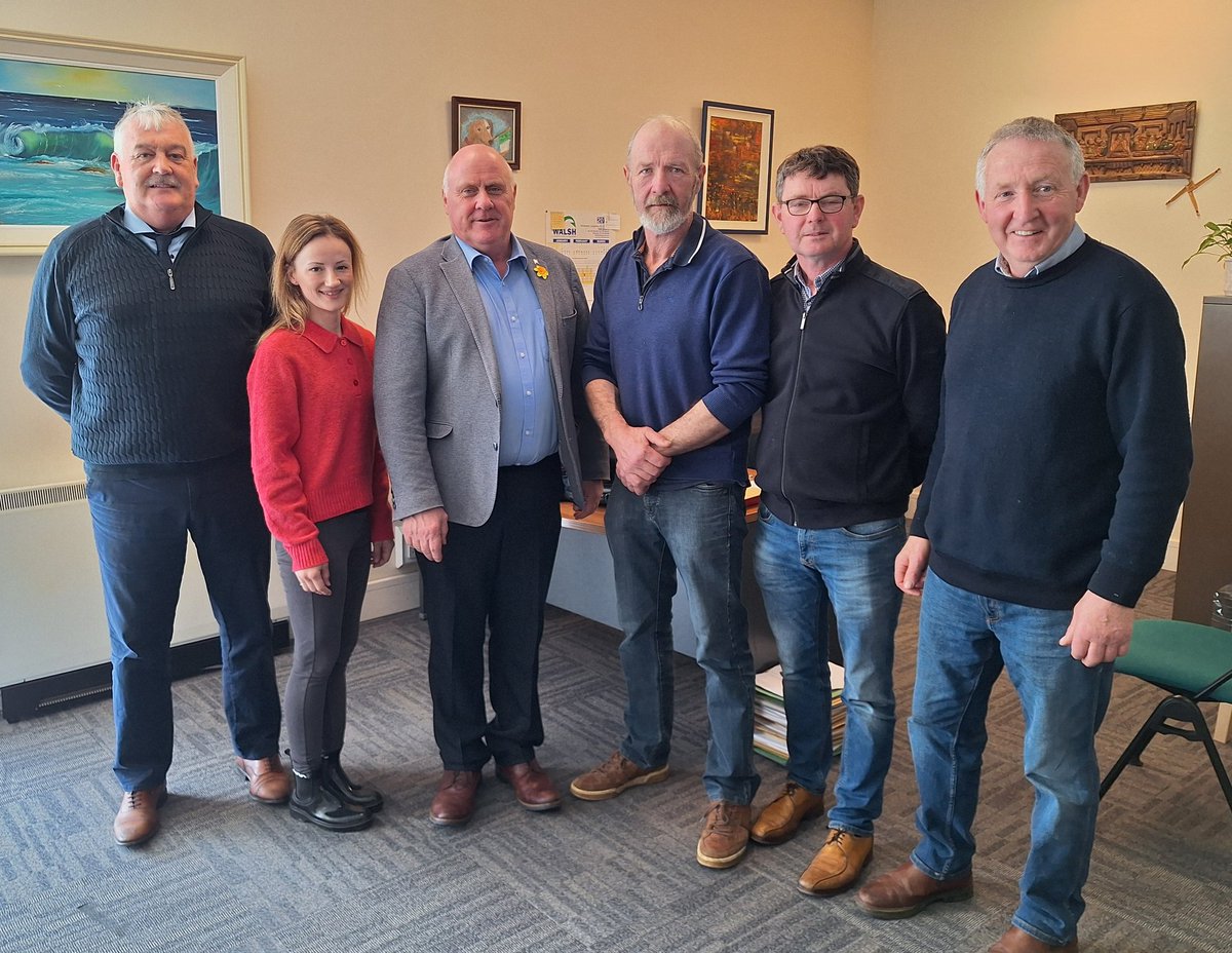 Galway IFA meet with Minister Noel Grealish TD, where key issues on ACRES, TB, Tillage Supports, Rewetting, GAEC 2 and Tarriffs were raised and discussed in detail. <a href="/IFAmedia/">Irish Farmers' Association</a> <a href="/CTribune/">Connacht/CityTribune</a>  <a href="/TuamHerald/">Tuam Herald</a> <a href="/gbayfm/">Galway Bay FM</a>