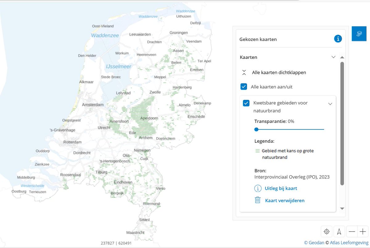 Grote brand in Budel-Dorplein door droogte en wind