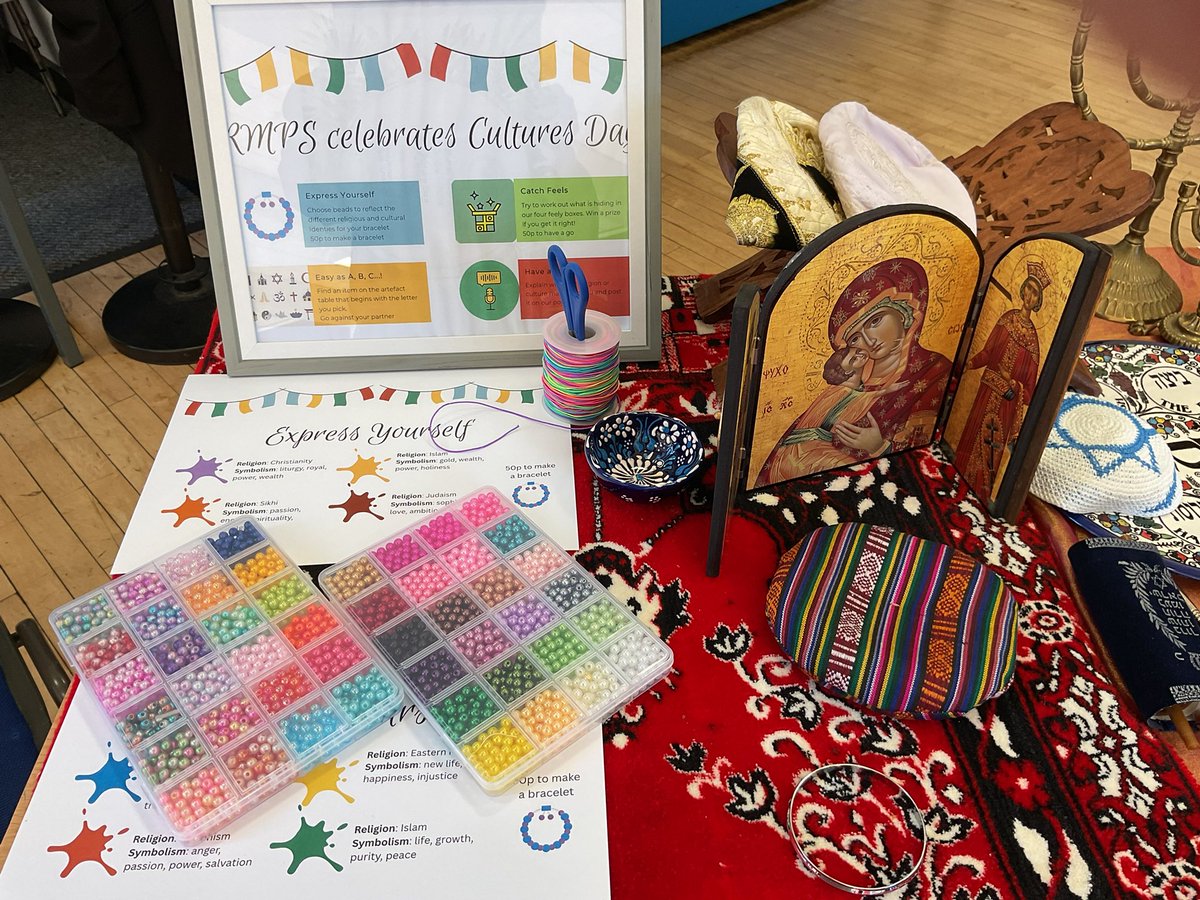 Mrs Hartley tweet media