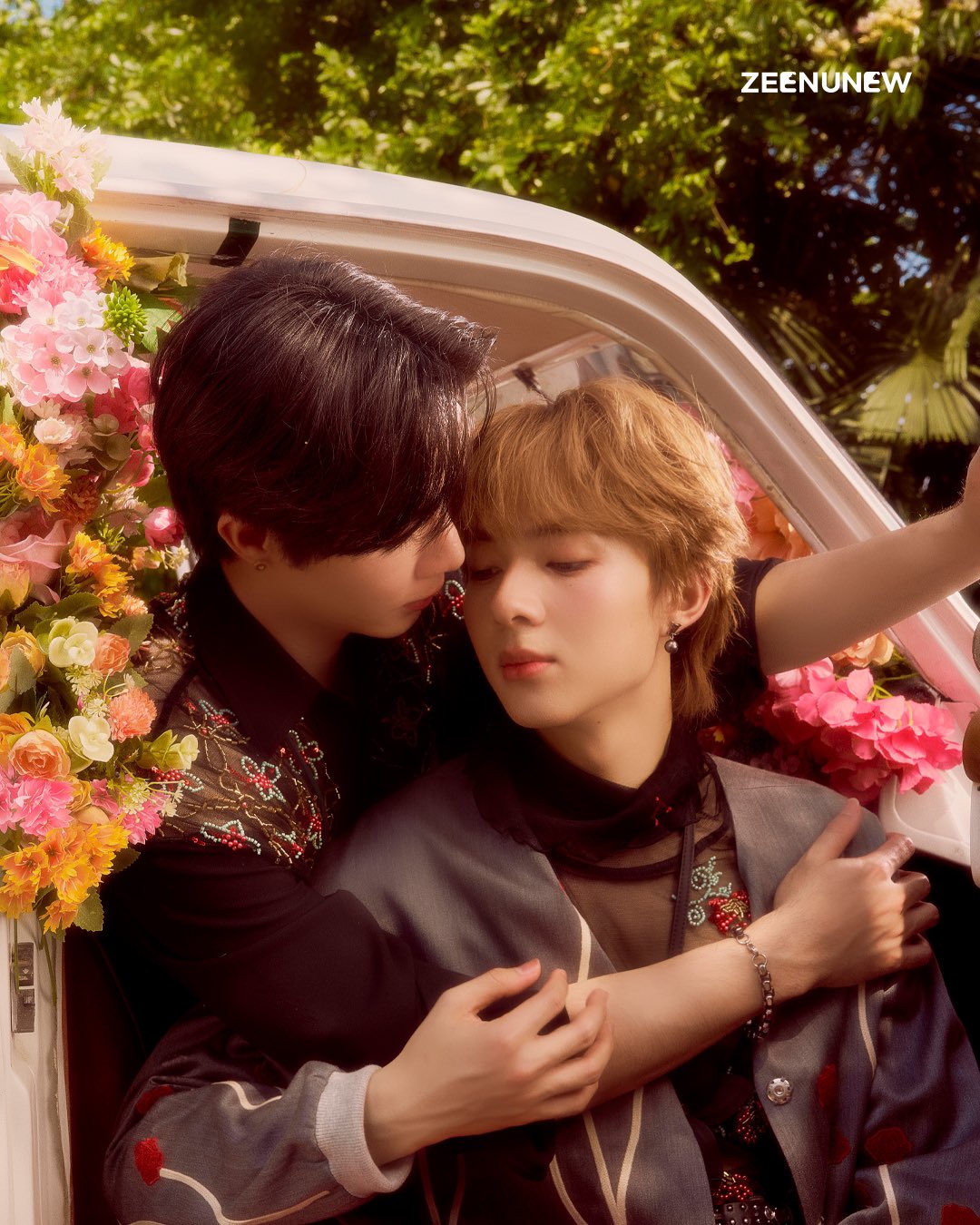 ZeeNuNew Photobook on X: 