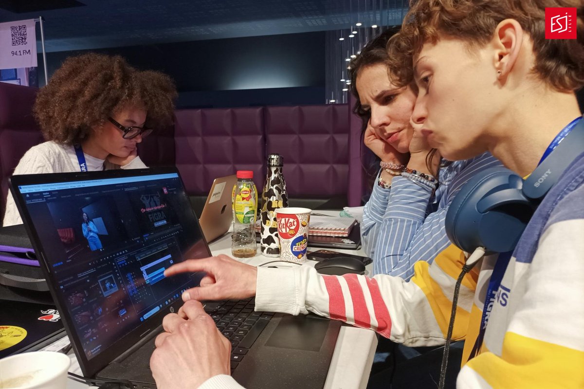 🎥 Dans le cadre du partenariat entre l’ESJ Lille et le FiGRA  – Festival International du Grand Reportage d’Actualité – nos étudiant(e)s sont en immersion au cœur de l’événement, qui se déroule à Douai du 1er au 5 avril.