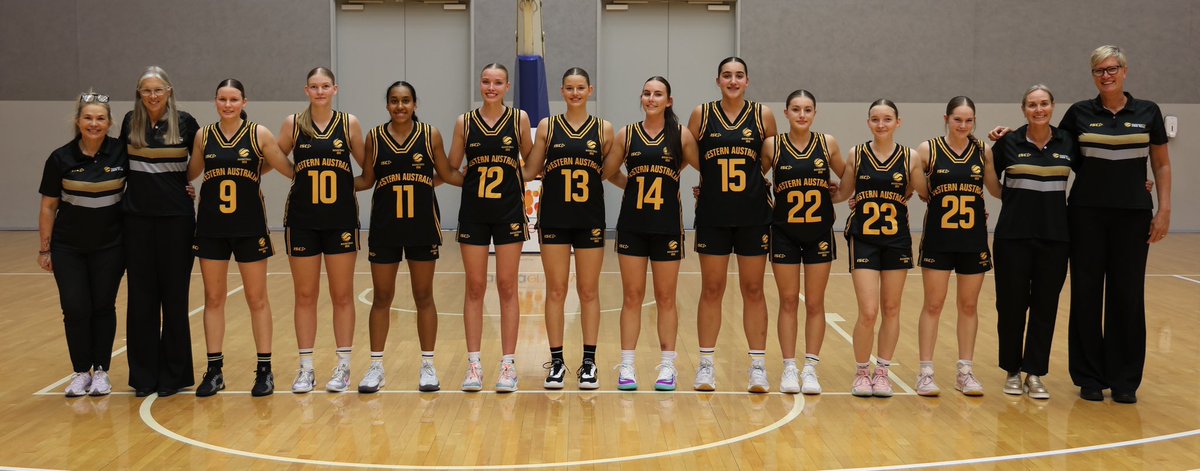 CITY VS COUNTRY CLASH 25 photos!! 
This game was an invaluable experience, getting to play alongside and against these talented girls 🙌 !! Great game!