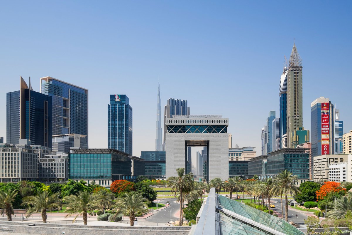 Bank Frick goes Dubai ⚜️ 🔜 🌴 
Wir wachsen weiter und planen eine Niederlassung in Dubai. Mit diesem Schritt stärken wir unsere Position als Produktführerin im Blockchain-Bereich und schaffen Nähe zu einem der dynamischsten Märkte weltweit. #Dubai 👉bankfrick.li/de/bank-frick-…