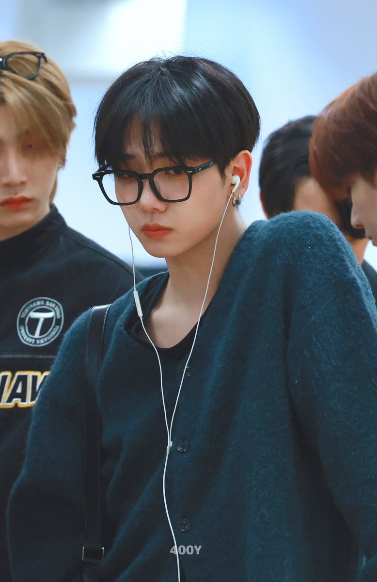 he looks so good. hes just like me frfr wired earphones over airpods