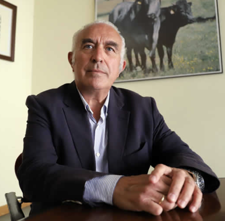 🖤Ha fallecido nuestro querido Jesús Castaño, miembro de nuestra Junta Directiva

🟢Una persona comprometida con la defensa y los valores de la dehesa que trabajó para promover un modelo de ganadería más sostenible y un mundo mejor

🖤Estará siempre con nosotros🖤DEP 🖤