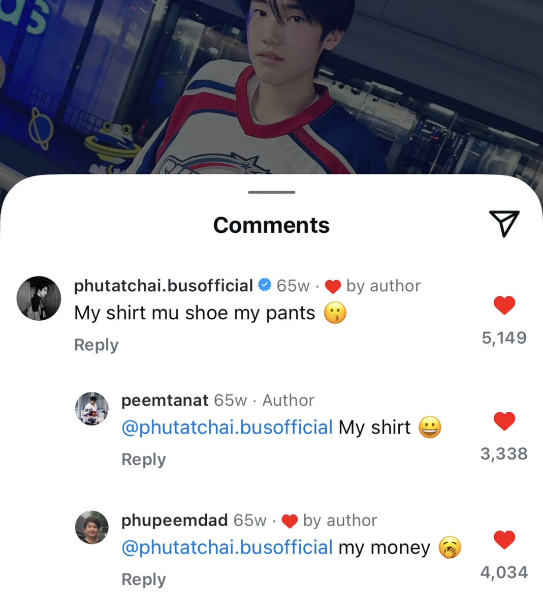 no3chomphutch's tweet photo. เผลอขำดังมาก55555555555555555555555555555555555555555555555ชุดใครไม่รู้ แต่เงินป๊า https://t.co/DIxD65C8I1