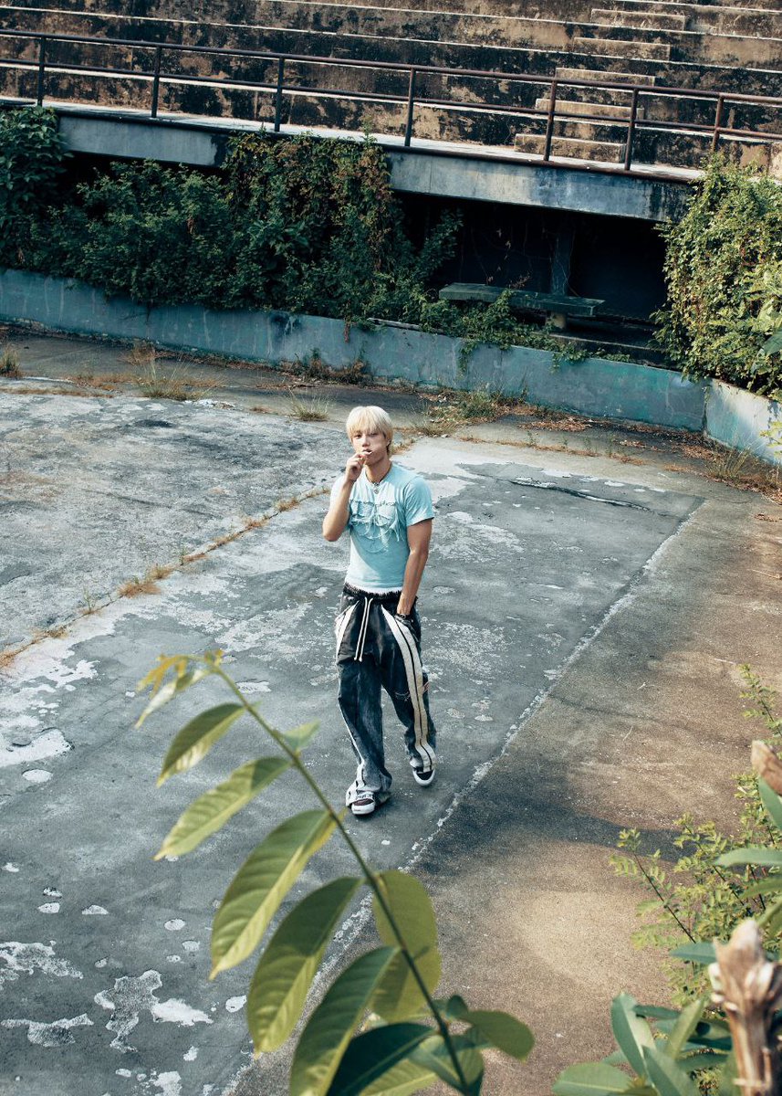 میخواهم بمیرم
#KaiAdultSwimOutNow
#KAI_AdultSwim
<a href="/weareoneEXO/">EXO</a>