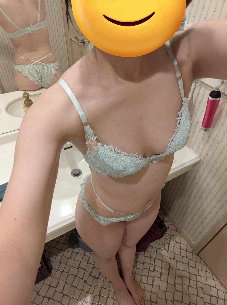 bm33162's tweet photo. 新しい下着買いました🥰 https://t.co/co0NpTjRTj