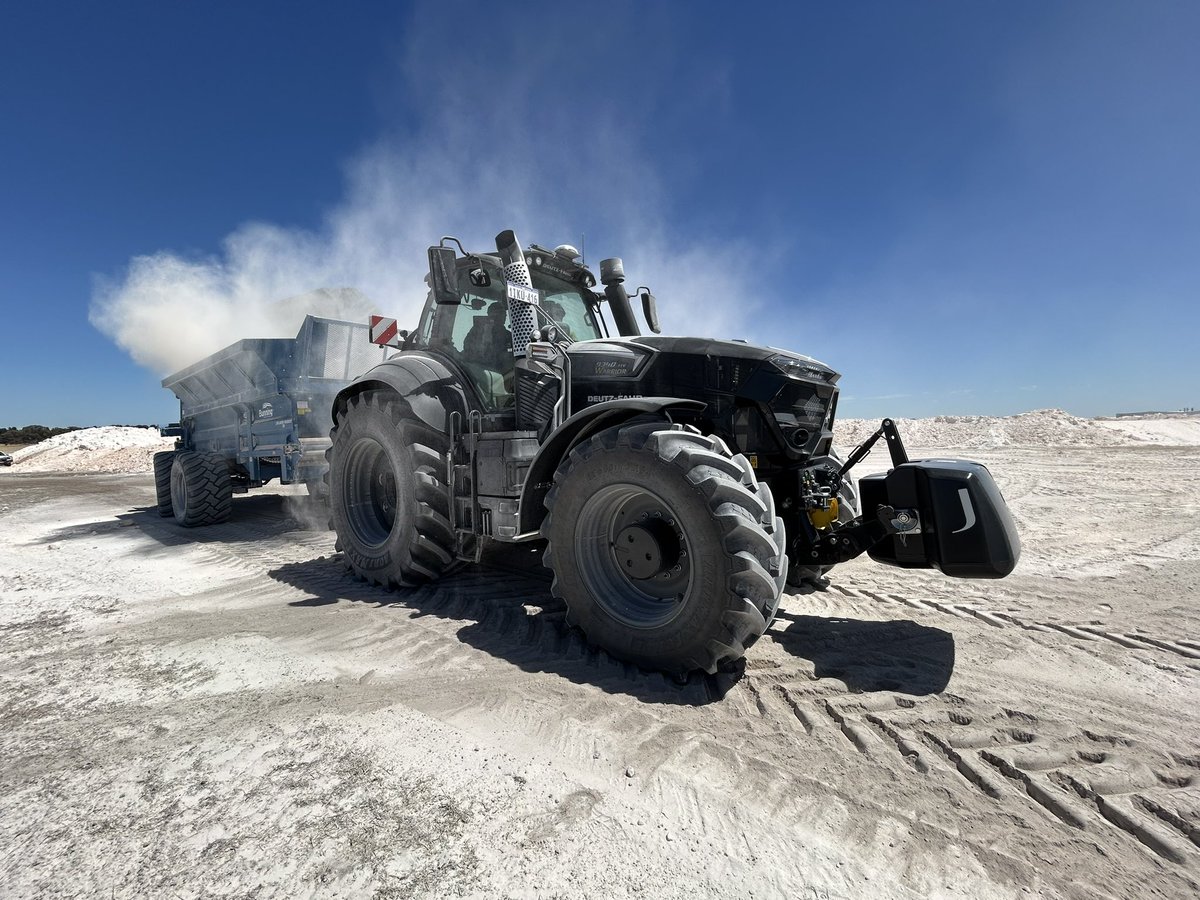 DEMO TRACTOR AVAILABLE
Deutz-Fahr 9340 340hp 60km/h max fully vario transmission. Fully iso ready with Trimble steering. On farm demo’s available or significant discounts on purchase. Damien- 0459 977 449