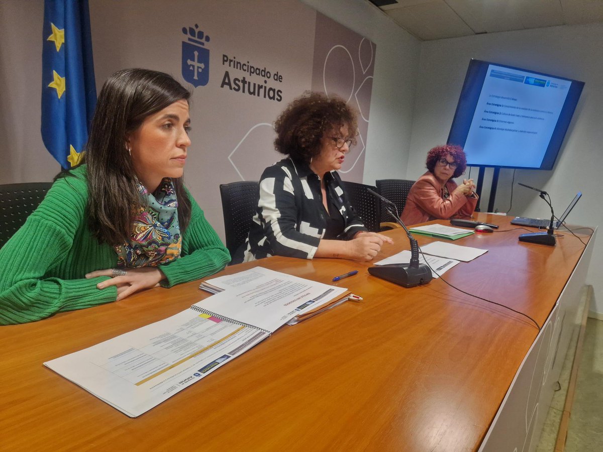 Observatorio Infancia y Adolescencia Andalucía (@cdoia) on Twitter photo 🟢 <a href="/socialasturias_/">Consejería de Derechos Sociales y Bienestar</a> del <a href="/GobAsturias/">Principado de Asturias</a> inicia la elaboración de una estrategia para 📌prevenir, 📌visibilizar y 📌combatir la #ViolenciaContraLaInfancia y la adolescencia
actualidad.asturias.es/-/derechos-soc…
Vía <a href="/GsiaInfancia/">@GsiaInfancia</a> | #ProtecciónALaInfancia #PolíticasDeInfancia 🟢 <a href="/socialasturias_/">Consejería de Derechos Sociales y Bienestar</a> del <a href="/GobAsturias/">Principado de Asturias</a> inicia la elaboración de una estrategia para 📌prevenir, 📌visibilizar y 📌combatir la #ViolenciaContraLaInfancia y la adolescencia
actualidad.asturias.es/-/derechos-soc…
Vía <a href="/GsiaInfancia/">@GsiaInfancia</a> | #ProtecciónALaInfancia #PolíticasDeInfancia