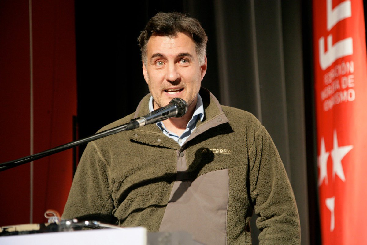 Con respecto a la despedida de nuestro amigo Carlos, os informamos de que esta tarde en el Tanatorio Funeraria Memora de Majadahonda se celebrará un responso a las 18.30h y posteriormente se procederá a su incineración.