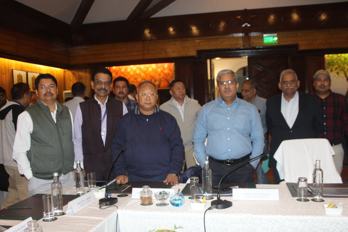 DT-I, NHIDCL Conducted the review meeting at Gangtok for the projects of Sikkim &amp; West Bengal under RO-Gangtok