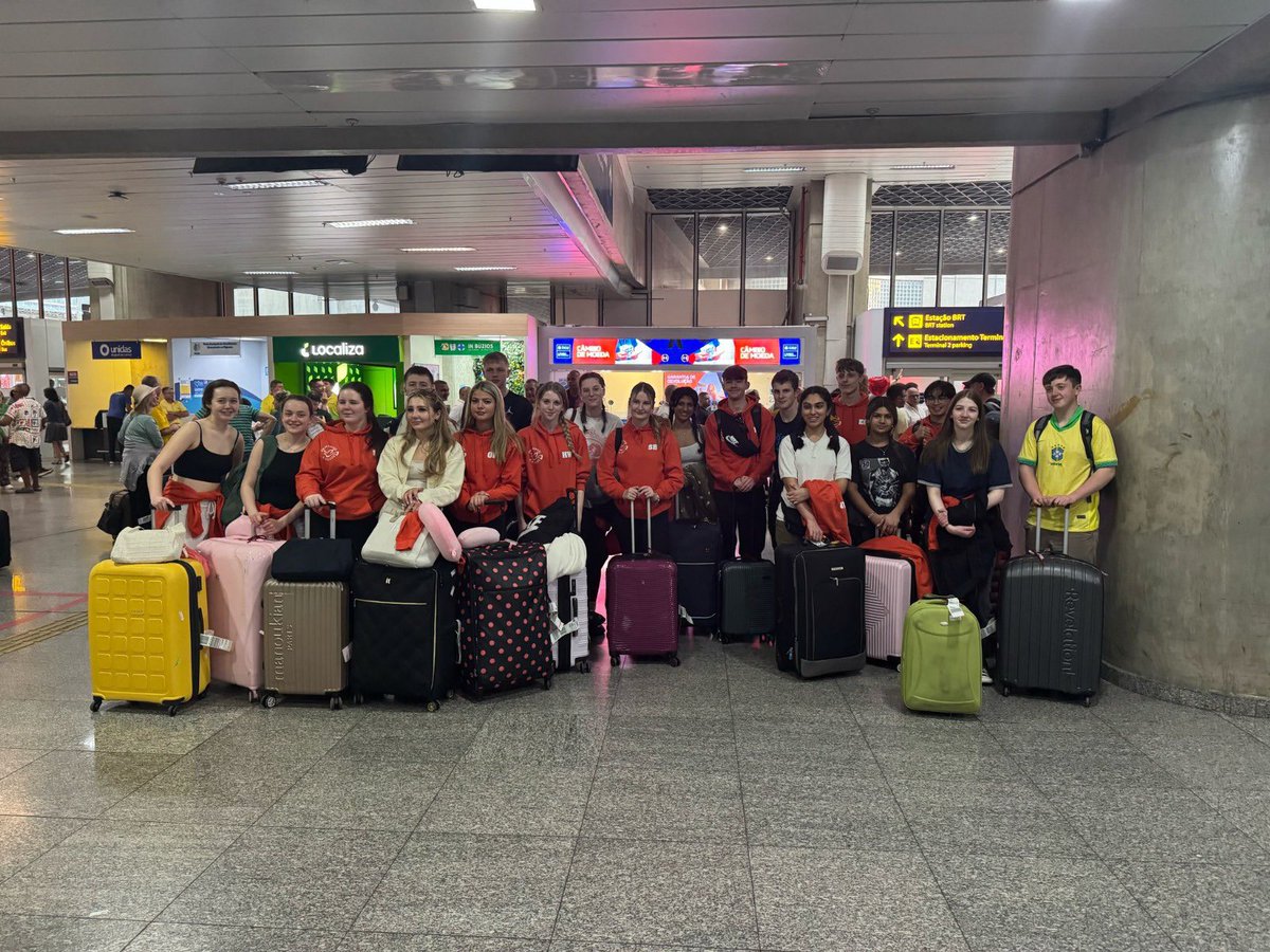 ImmanuelBD10's tweet photo. 🇧🇷 P16 Brazil Trip 🇧🇷
Our students have arrived safe and sound in Rio! Excited to see all the experiences to come 🤩 #Post16 #StayLocalGoFurther #TuringScheme https://t.co/pBs69OEqoG