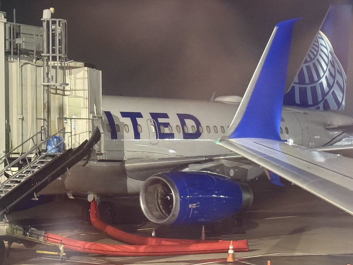 Lynn Gray Hanlon (@lgraysba) on Twitter photo Good morning, IAH! Waited for an hour for UA counter to open…..now it’s smooth sailing as I’m nestled in my comfy window seat…. Sunrise and blue skies ahead ✈️🇺🇸<a href="/united/">United Airlines</a> <a href="/iah/">Bush Airport</a> <a href="/JayCardiello/">Jay Cardiello</a> <a href="/LgraySba/">Lynn Gray Hanlon</a> Good morning, IAH! Waited for an hour for UA counter to open…..now it’s smooth sailing as I’m nestled in my comfy window seat…. Sunrise and blue skies ahead ✈️🇺🇸<a href="/united/">United Airlines</a> <a href="/iah/">Bush Airport</a> <a href="/JayCardiello/">Jay Cardiello</a> <a href="/LgraySba/">Lynn Gray Hanlon</a>