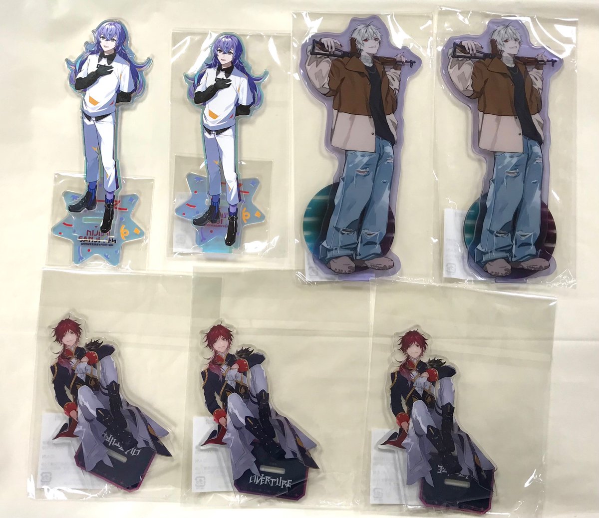 ローレン・イロアス OVERTURE アクリルスタンド ローレン・イロアス