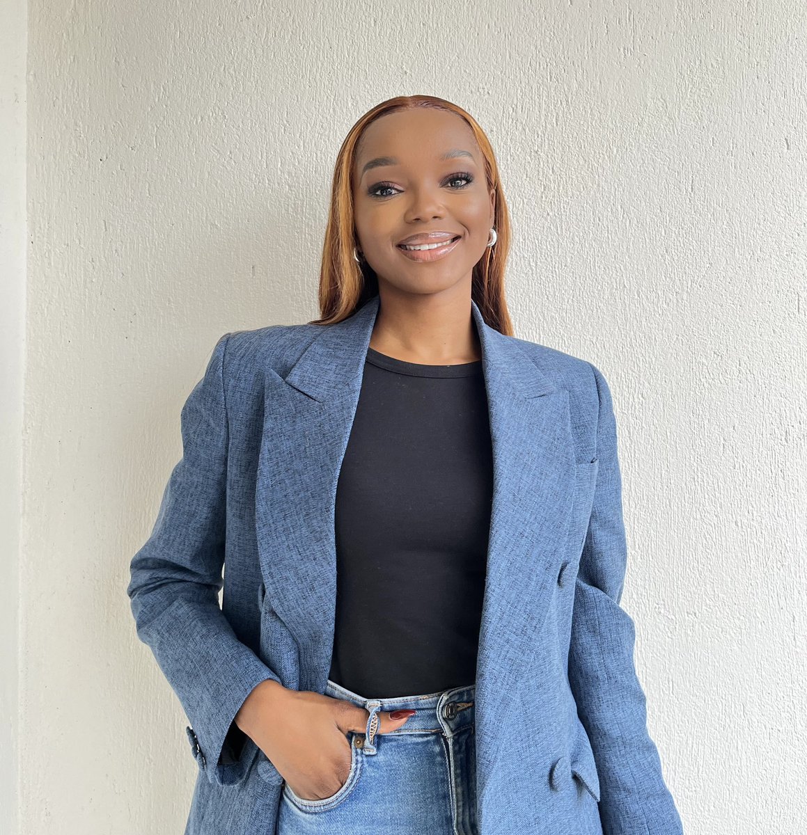 peggy_grynberg's tweet image. Power moves in blue 💼✨ #BossVibes #ConfidenceIsKey #StyleWithPurpose
 💫💙.