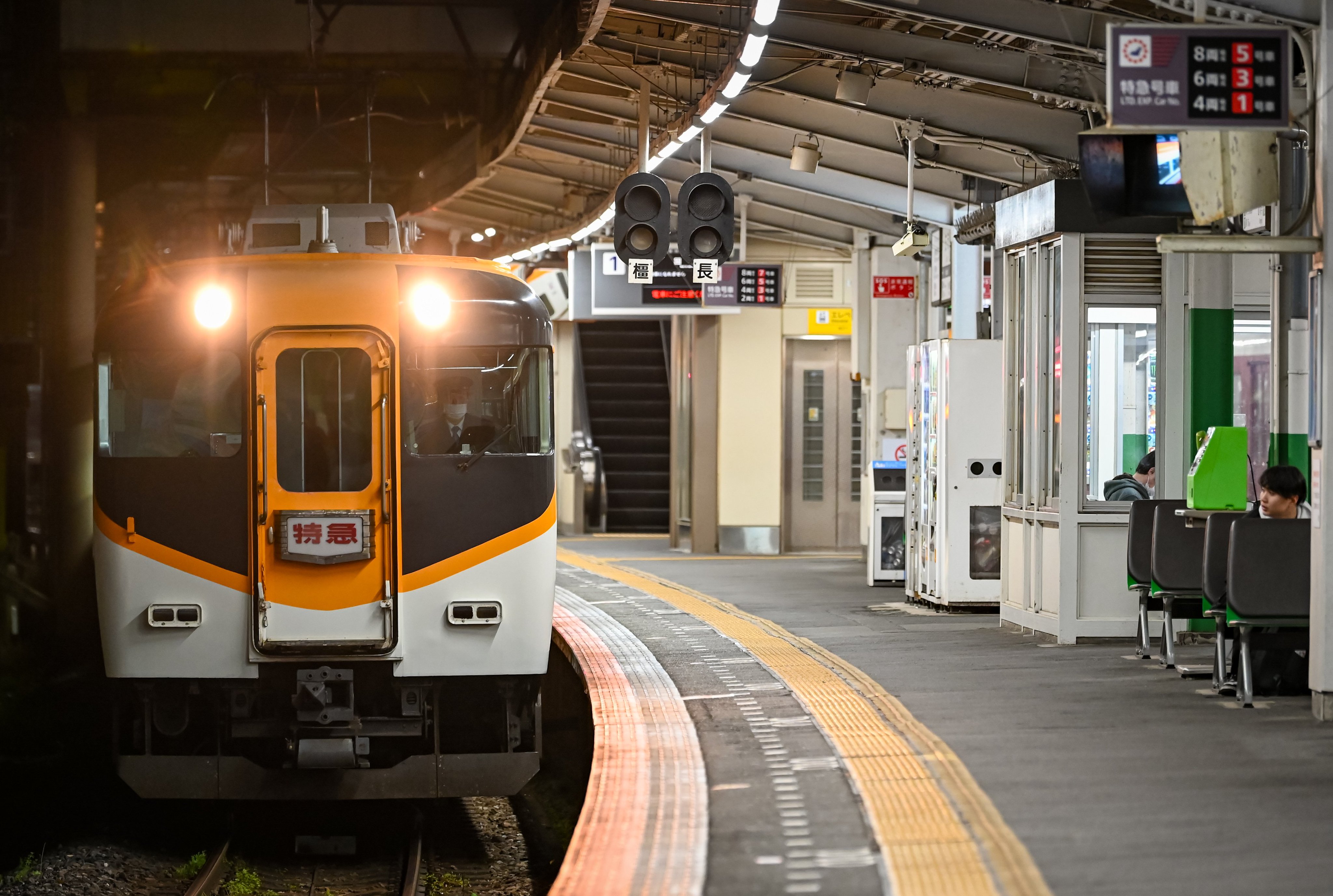 宮城県限定　GH-B198F 引取り希望 楽天市場】ストーブ コロナ gh－b198fの通販