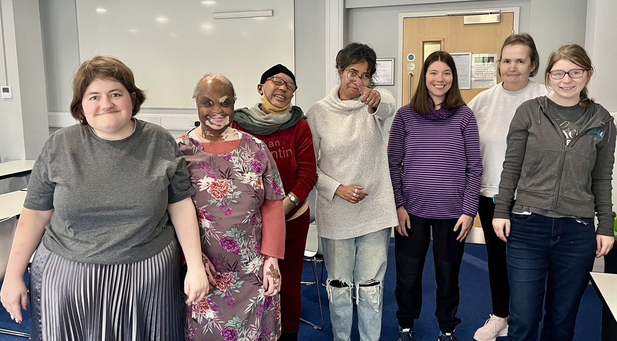 Estia Centre (@estia_centre) on Twitter photo Check out our new blog 💙
Rosie, and Estia’s expert by experience co-trainers talk about why Oliver’s Training is so importance, their work updating the training for <a href="/NHSEngland/">NHS England</a> and delivering the training across the country
slam.nhs.uk/estiacentre-bl…
<a href="/MaudsleyNHS/">NHS Maudsley</a> Check out our new blog 💙
Rosie, and Estia’s expert by experience co-trainers talk about why Oliver’s Training is so importance, their work updating the training for <a href="/NHSEngland/">NHS England</a> and delivering the training across the country
slam.nhs.uk/estiacentre-bl…
<a href="/MaudsleyNHS/">NHS Maudsley</a>