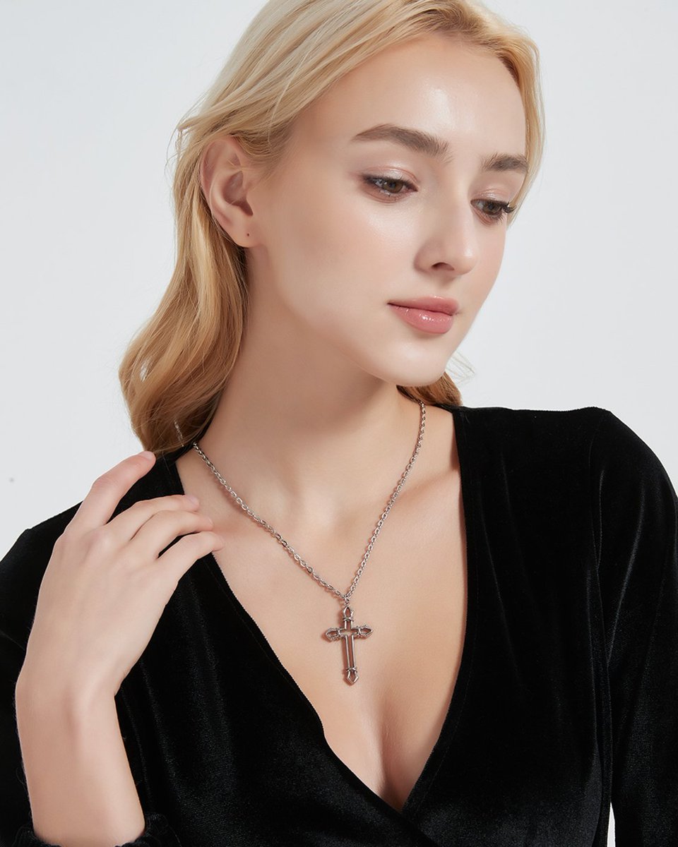 ADNEW_Official's tweet image. Thanks【テン様】
This is our exclusive line of product.
ADNEW公式商品着用
《AD.30 Cross Necklace》
WHO:#NCT/#WayV/#エヌシーティー/#엔시티
#TEN/#テン/#텐
WHERE:SHOW CHAMPION
VIA:NCT公式X/Wevers