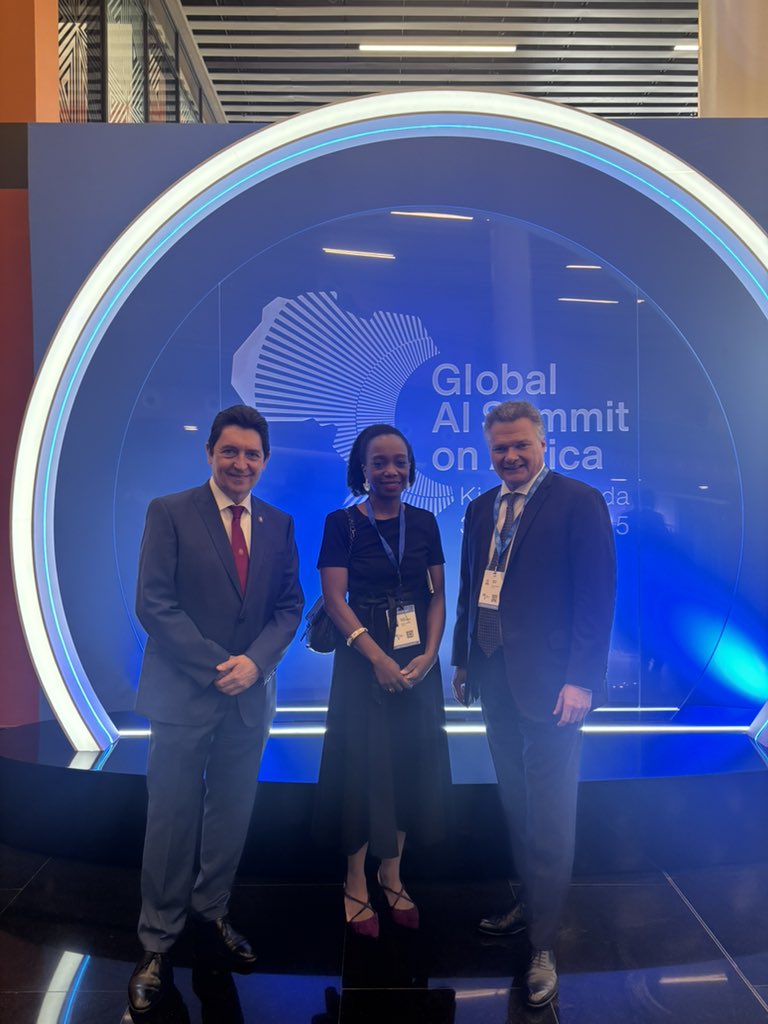 Sophie TCHATCHOUA (@sophietchatch) on Twitter photo « Africa can’t afford to be left behind playing catch-up. We must compete, this is in our best interest to do so. »
<a href="/PaulKagame/">Paul Kagame</a>
Live from #GAISAfrica2025 « Africa can’t afford to be left behind playing catch-up. We must compete, this is in our best interest to do so. »
<a href="/PaulKagame/">Paul Kagame</a>
Live from #GAISAfrica2025