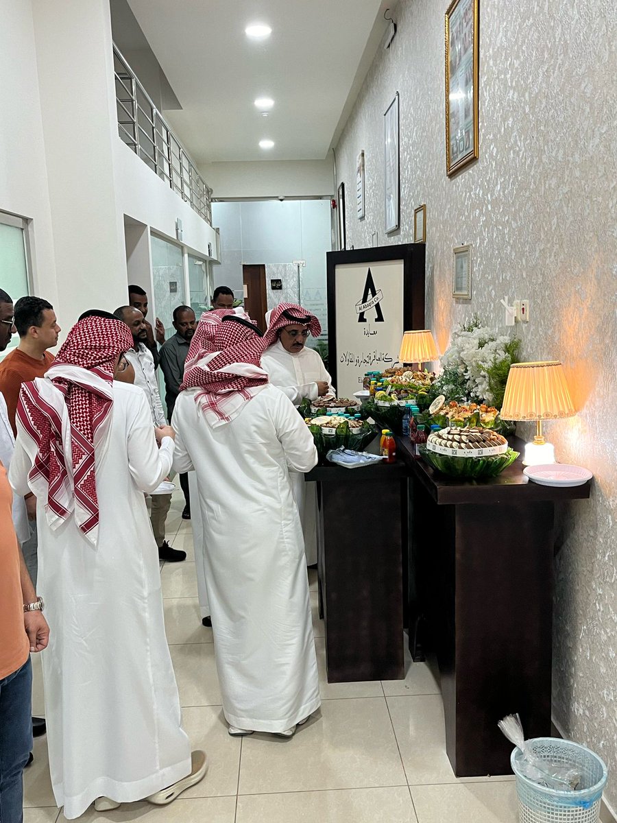 alabaqra's tweet photo. متابعة اجواء حفل معايدةعيد الفطر المبارك لموظفي شركة العباقرة https://t.co/5VAe5lQWWB