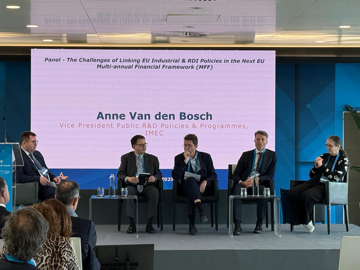 🔊 Striking comments by Anne Van den Bosch, Vice President Public R&amp;D Policies &amp; Programmes <a href="/imec_int/">imec</a>, during our panel discussion: "The current framework is quite complex, so a more flexible, focused and fast solution is needed.”
#EARTOAC2025 #RTOs