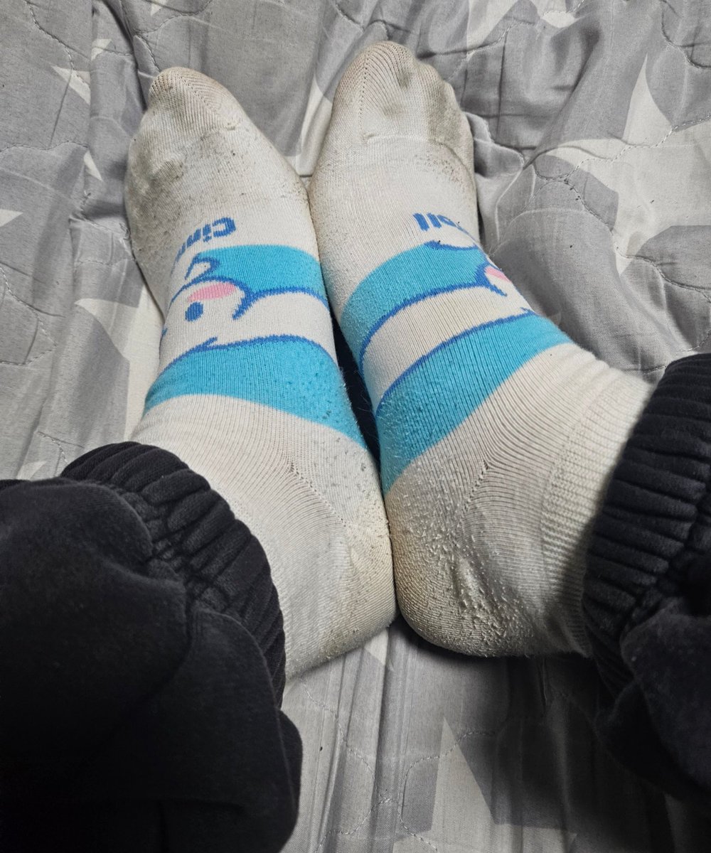 J2002H's tweet photo. 혹시 캐릭터 양말도 좋아하는사람??.. https://t.co/YJVgsQKSgu