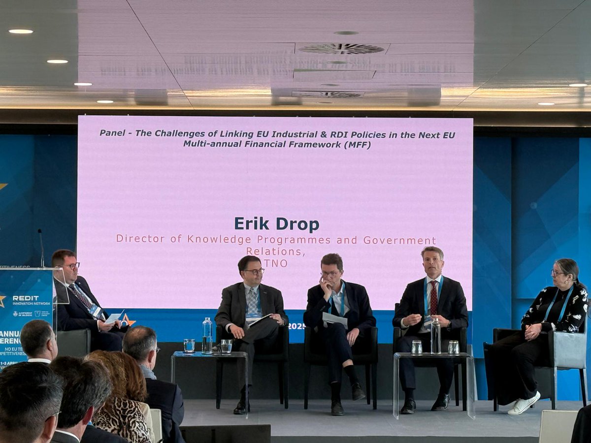 🌟 Erik Drop, Director of Knowledge Programmes and Government Relations TNO, contributes to our panel discussion on the challenges of linking EU industrial and RDI policies in the Next EU MFF.
#EARTOAC2025 #RTOs