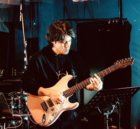 本日4月3日で38歳になりました！
日々感謝と冒険心を忘れず、また一年自分らしく頑張っていこうと思いますー！！
風邪ひいて少し休んでましたので近々焼肉でも食べようと♪♪
また一年よろしくお願いしますー！