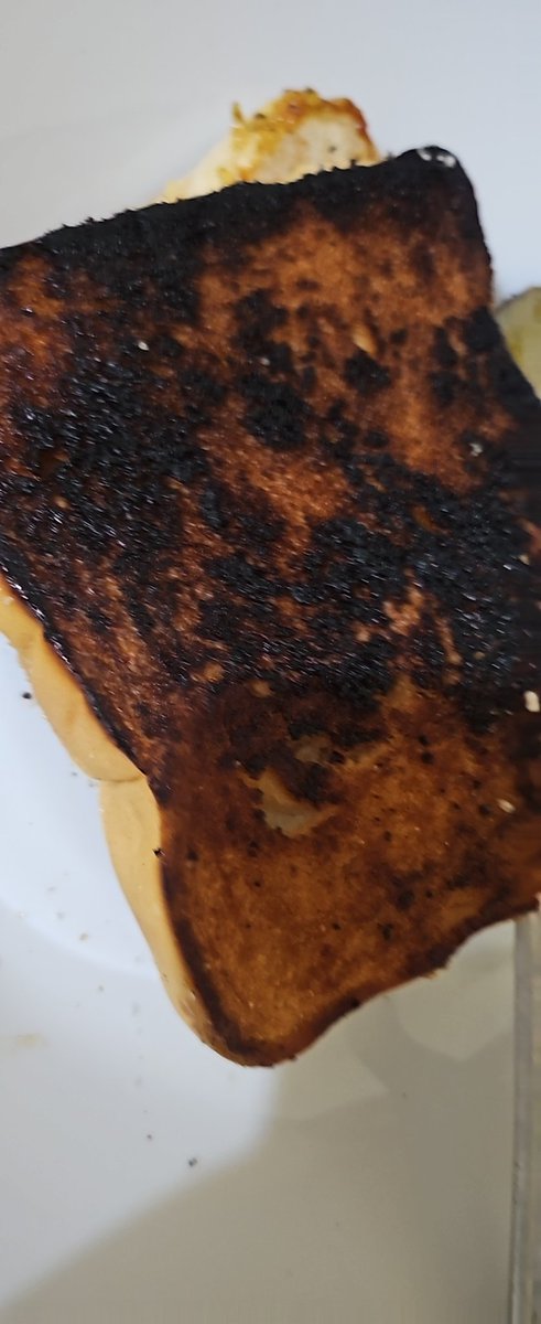 I DONT KNOW HOW I BURNED MY BREAD THIS BAD