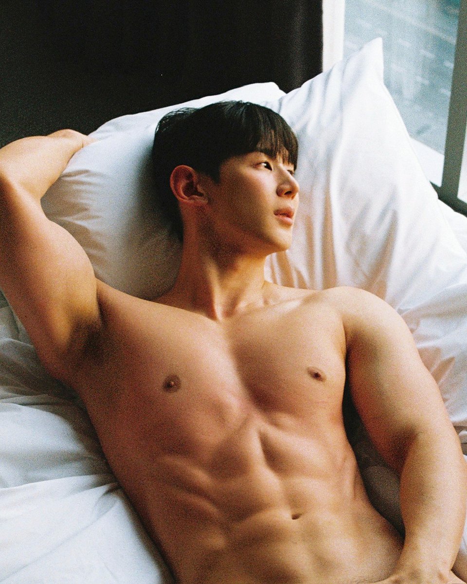 더 많은 사진은 
onlyfans.com/bananafilm

Model <a href="/youngjay1108/">이끼업끼_YoungJay</a> 🫶