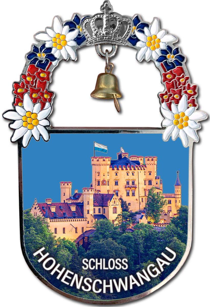 A beautiful magnet from Schloss Hohenschwangau, blending elegance and tradition. With its bell and delicate flower design, this magnet is not just a souvenir, but also a charming accent for any home.

Simple yet special – for those who appreciate the beauty of Bavaria. #castle