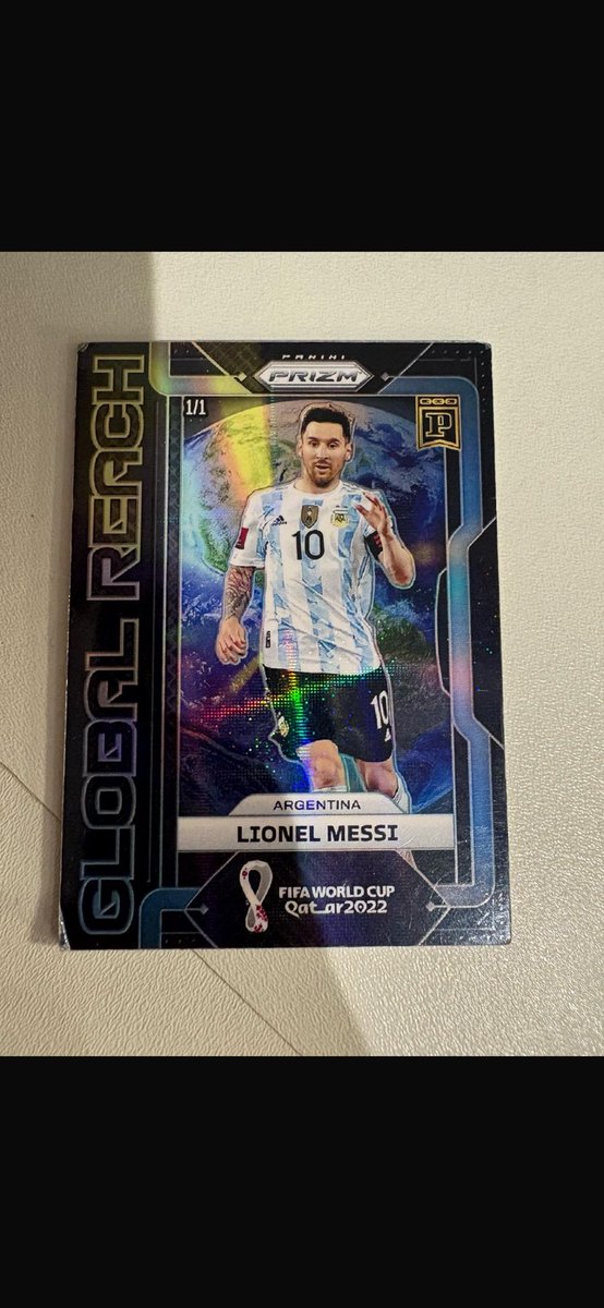 devilmonkey1980's tweet image. Hi all @paniniprizm @OfficialPanini any info on this card my friend pulled