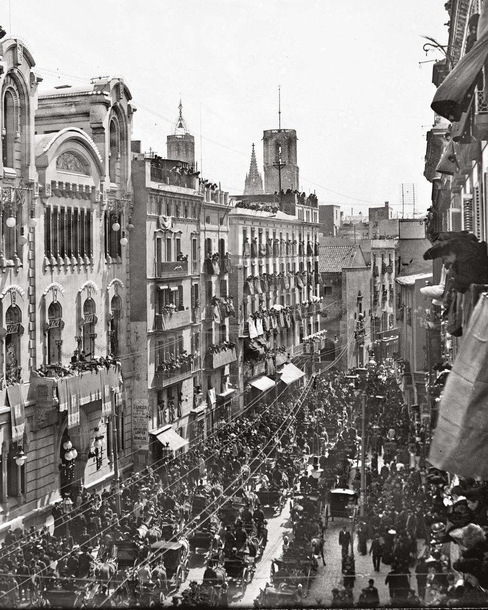 CIUTAT VELLA DESAPAREGUDA
de l'autor Daniel Venteo 

PRESENTACIÓ
📅 5 d'abril
🕛 11:30 
📍Ona Llibres · La Bookeria
(Carrer Pau Claris 94)

📚Disponible a les llibreries i a la nostra pàgina web:
efados.cat/novetats-catal…

#barcelona #ciutatvella #catalunya #historia #barri