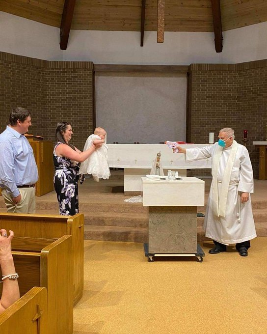 aftahi_ai's tweet image. COVID-19 was declared a pandemic 5 years ago

It's time to remember the crazy things people did:

1. They baptized babies with water guns