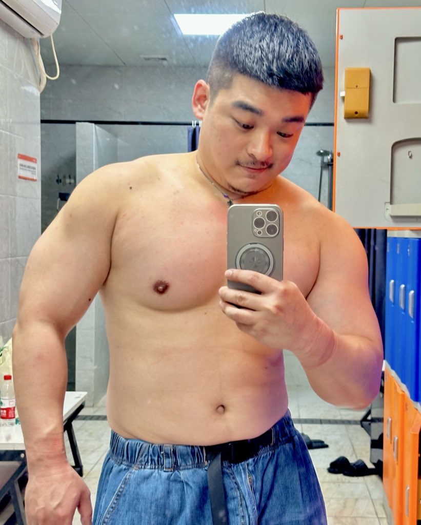 🏋️💪📷✨