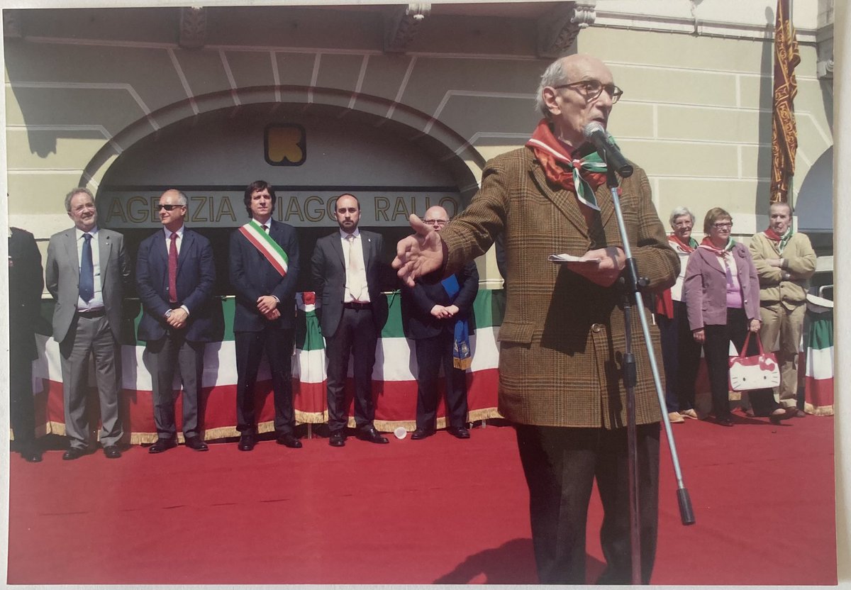 Michele Mognato (@michele_mognato) on Twitter photo A #Marcon #Venezia la maggioranza di destra vota contro alla proposta di ricordare Primo De Lazzari partigiano, nome di battaglia “il Bocia”!
#1945-2025 Buon compleanno #Resistenza! <a href="/Anpinazionale/">A.N.P.I. Nazionale</a> A #Marcon #Venezia la maggioranza di destra vota contro alla proposta di ricordare Primo De Lazzari partigiano, nome di battaglia “il Bocia”!
#1945-2025 Buon compleanno #Resistenza! <a href="/Anpinazionale/">A.N.P.I. Nazionale</a>