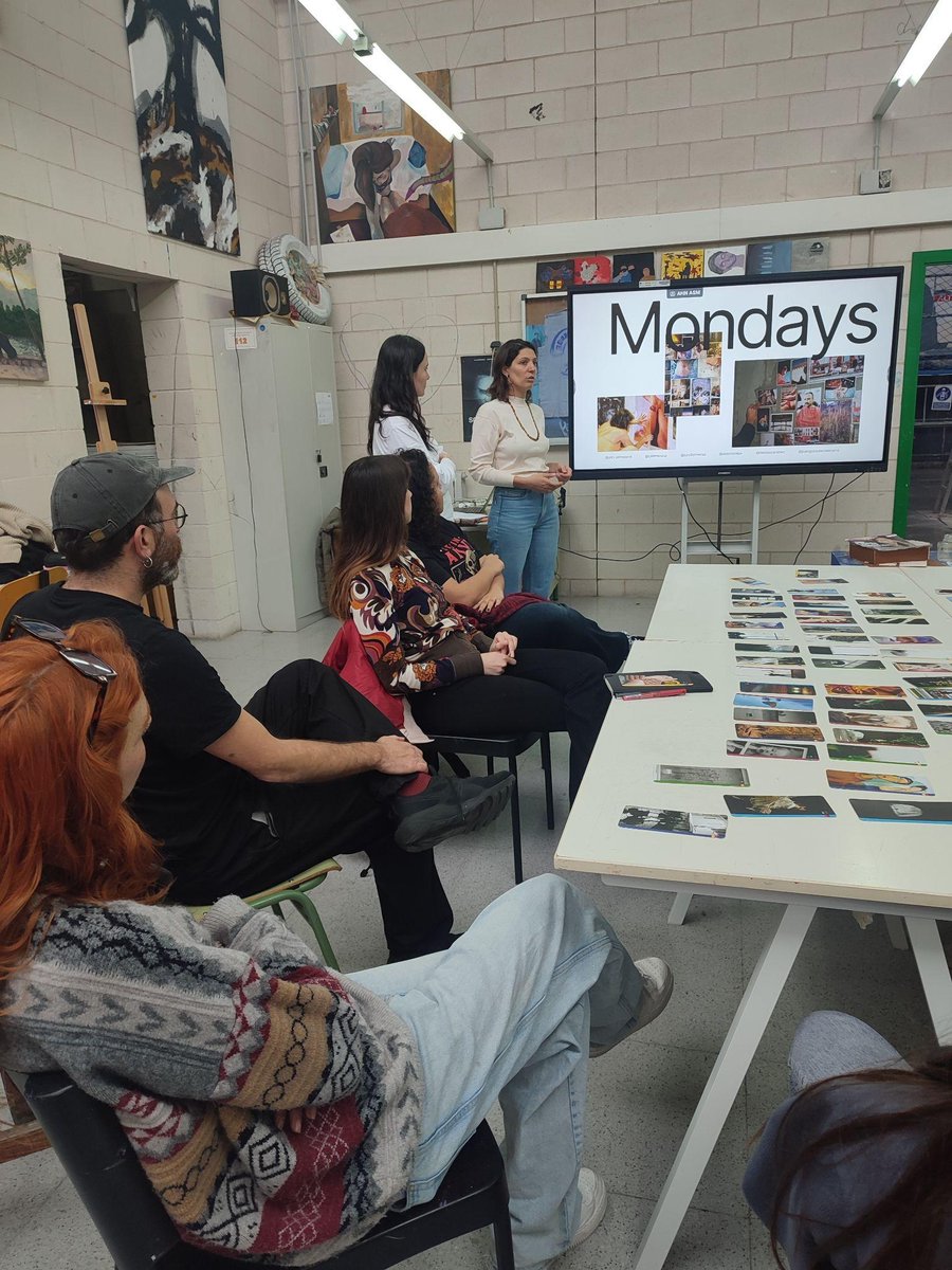 ✔️ 🫂 Es farà en aliança amb el departament de creació digital de La Llotja (FabLab), amb la Fundació <a href="/integramenet/">Fundació Privada Integramenet</a>, el col·lectiu d’artistes Mondays i amb el cinema social feminista <a href="/LaCinetika/">La Cinètika</a>.