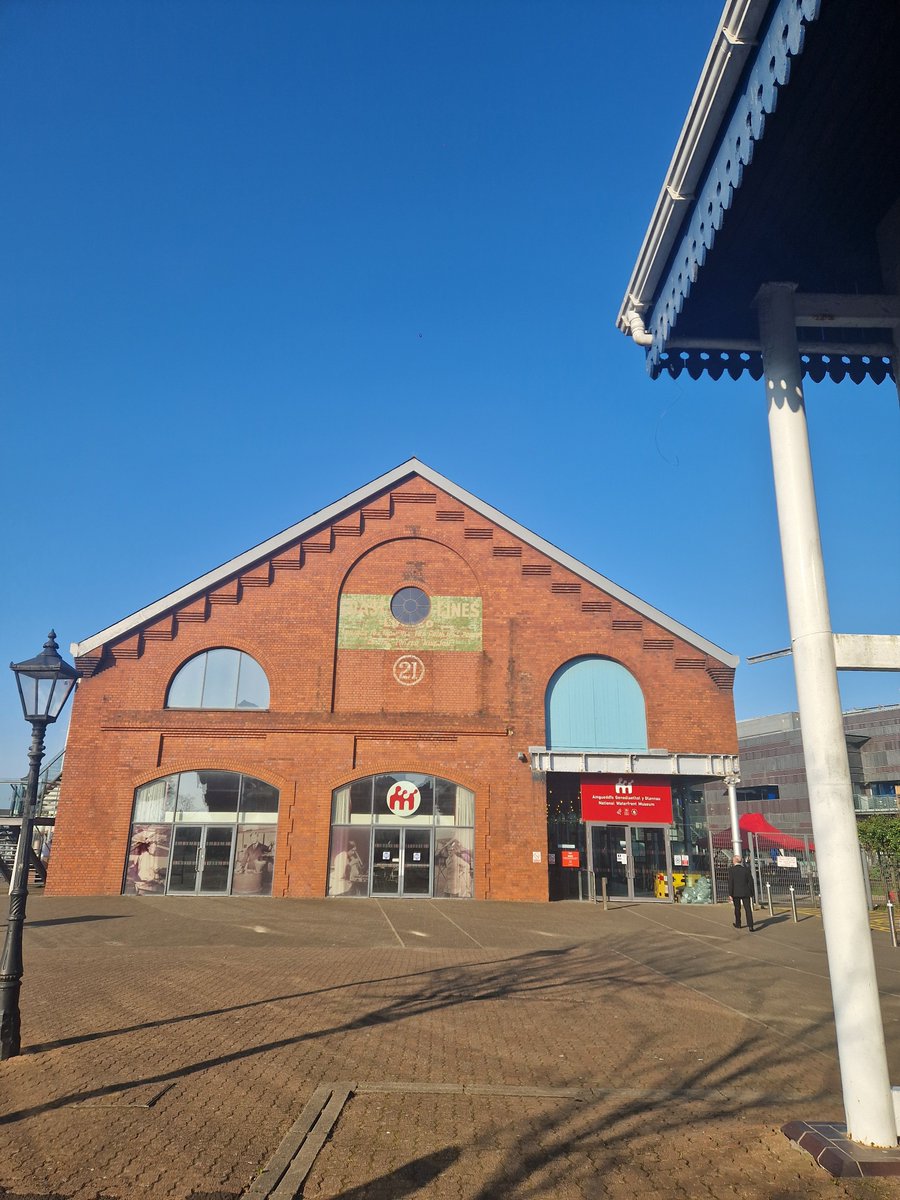 #WAGESpring2025 Lovely walk with @WAGE_MEDIA Vice President Dr Davies and Ellen Howells Nurse &amp; AHP lead on our way to Waterfront Museum in #Swansea
