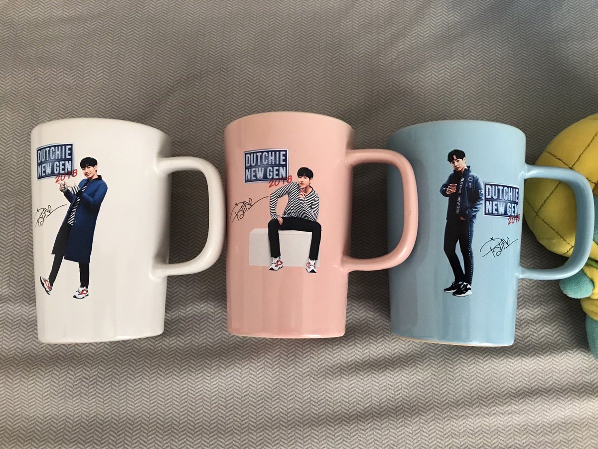 MySkieStudio's tweet photo. เหลือสีขาวกับฟ้าค่ะ https://t.co/jbiJUdXITZ