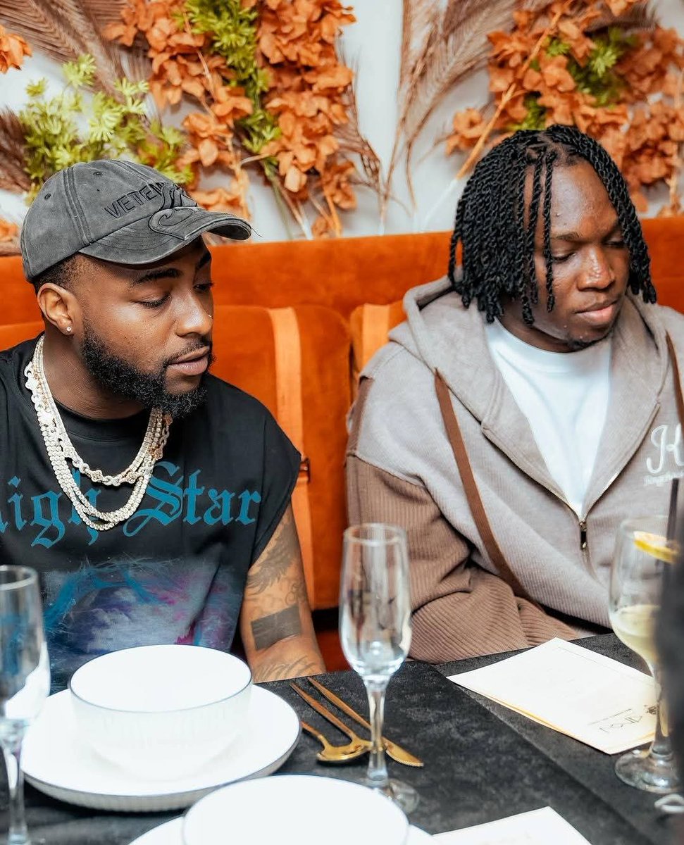Portblogger's tweet photo. Davido Signs Bayelsa born Artiste to DMW records

Full details 👇 https://t.co/pcQdJj6h1g https://t.co/je6O9w7cWE